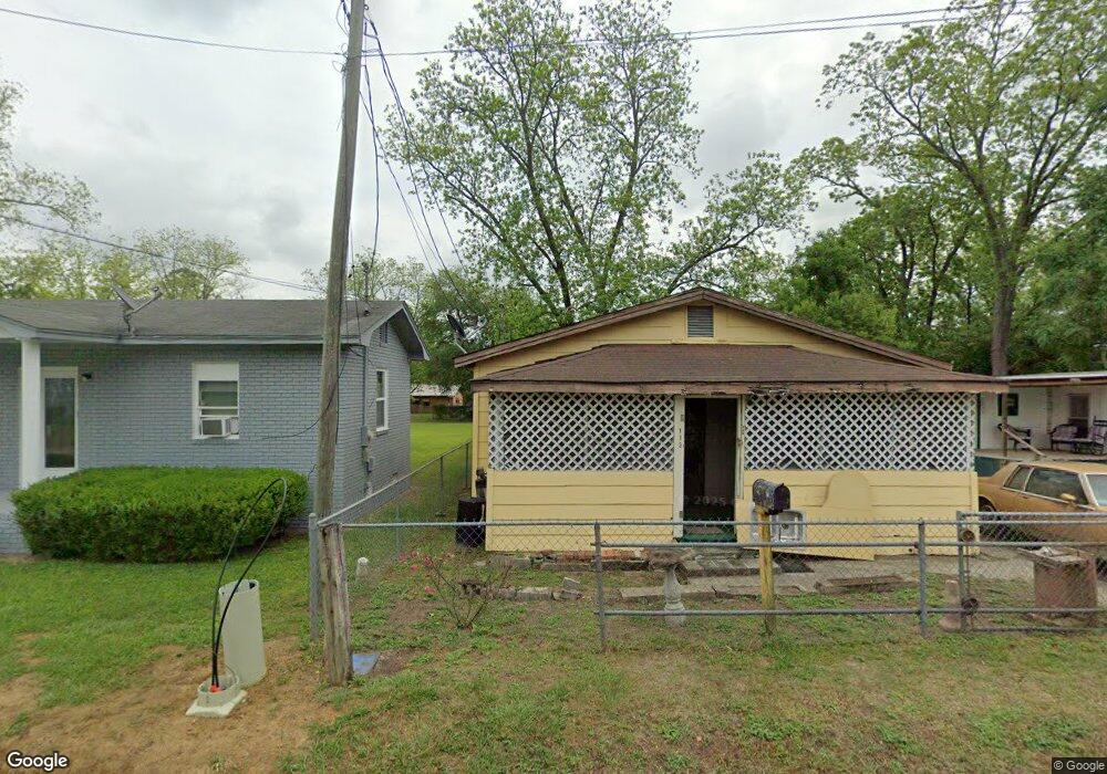 113 N Walden Ave, Fitzgerald, GA 31750 - photo 1