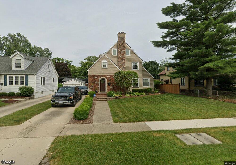 910 N Webster St, Naperville, IL 60563 - photo 1