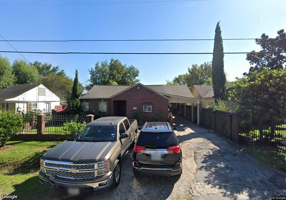 228 Fichter St, Houston, TX 77022 - photo 1