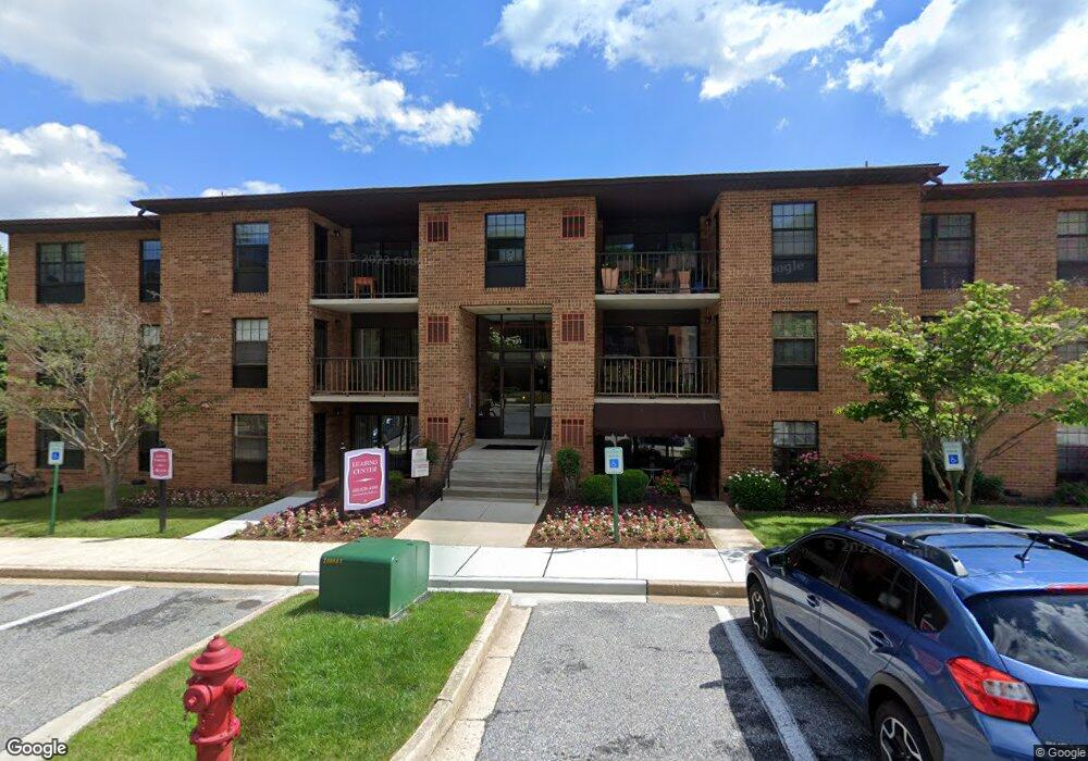Charlesgate Apartments, Towson, MD 21204 - photo 1