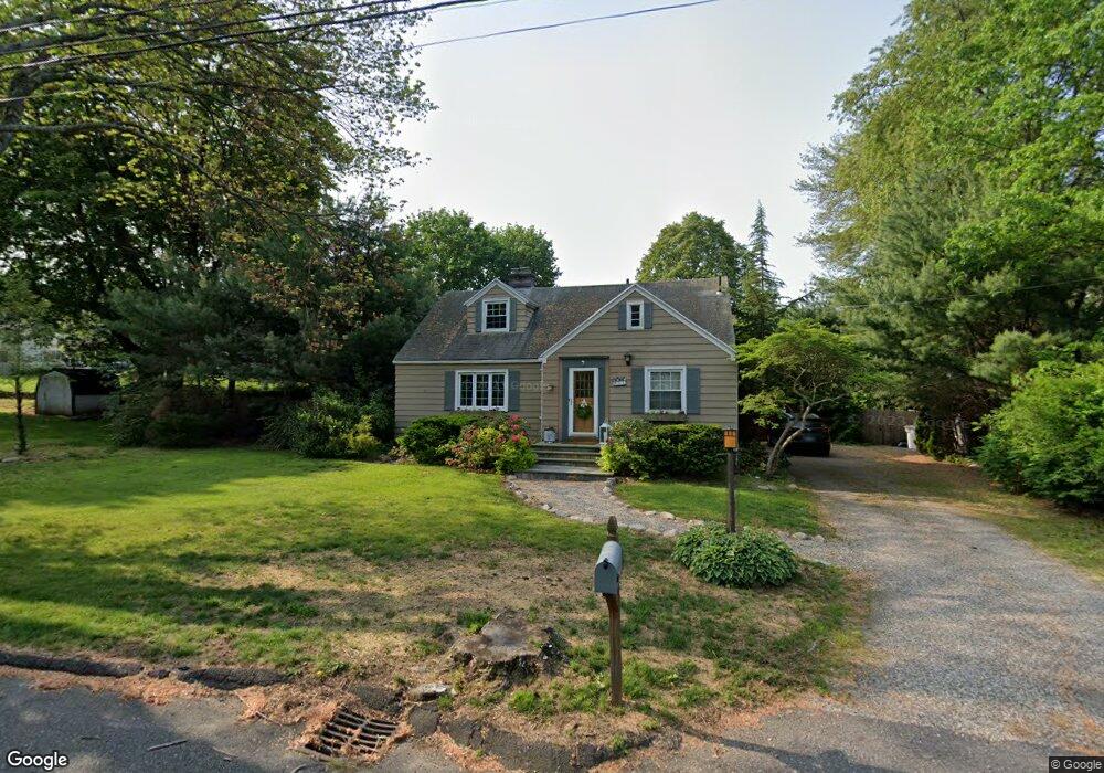 11 Cottage Place, Trumbull, CT 06611 - photo 1