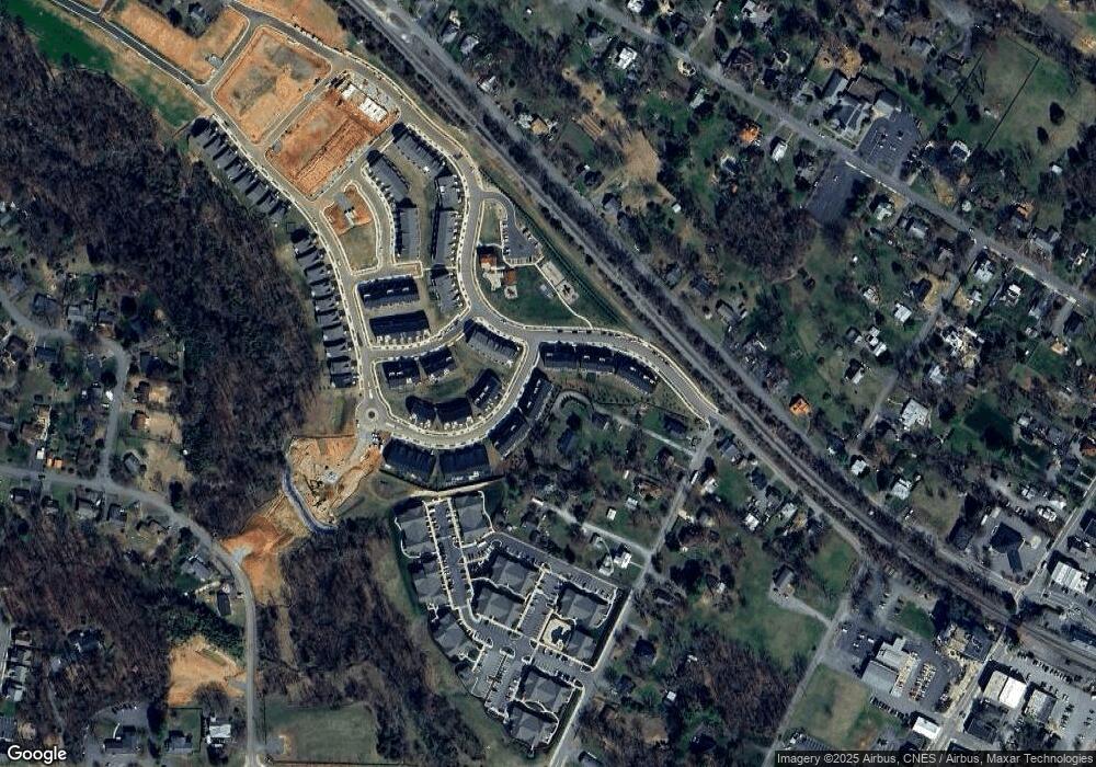 4411 Alston St unit 33, Crozet, VA 22932 - photo 1