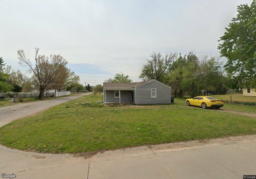 2719 E Eucalyptus Ave, Enid, OK 73701 - photo 1