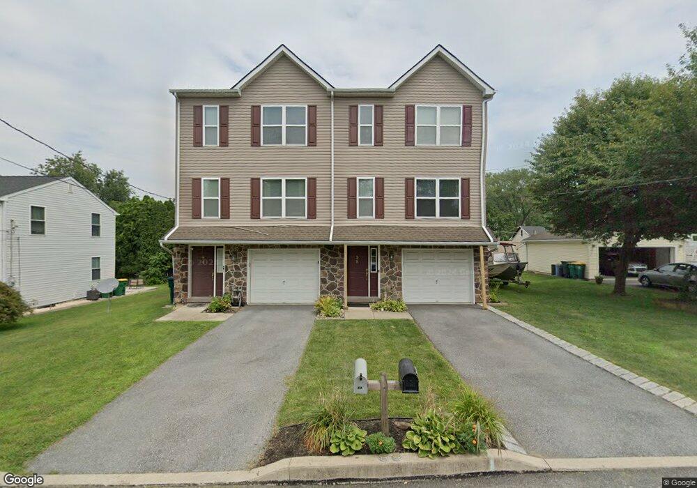 54 Craigie St, Easton, PA 18045 - photo 1