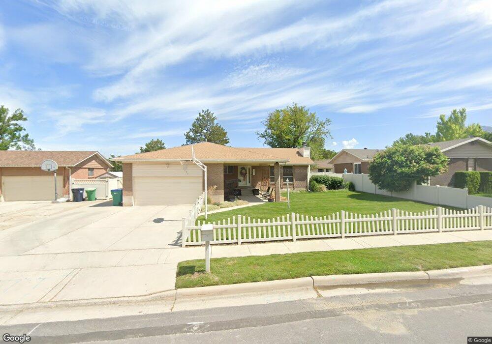 1097 Fallbrook Way, Sandy, UT 84094 - photo 1