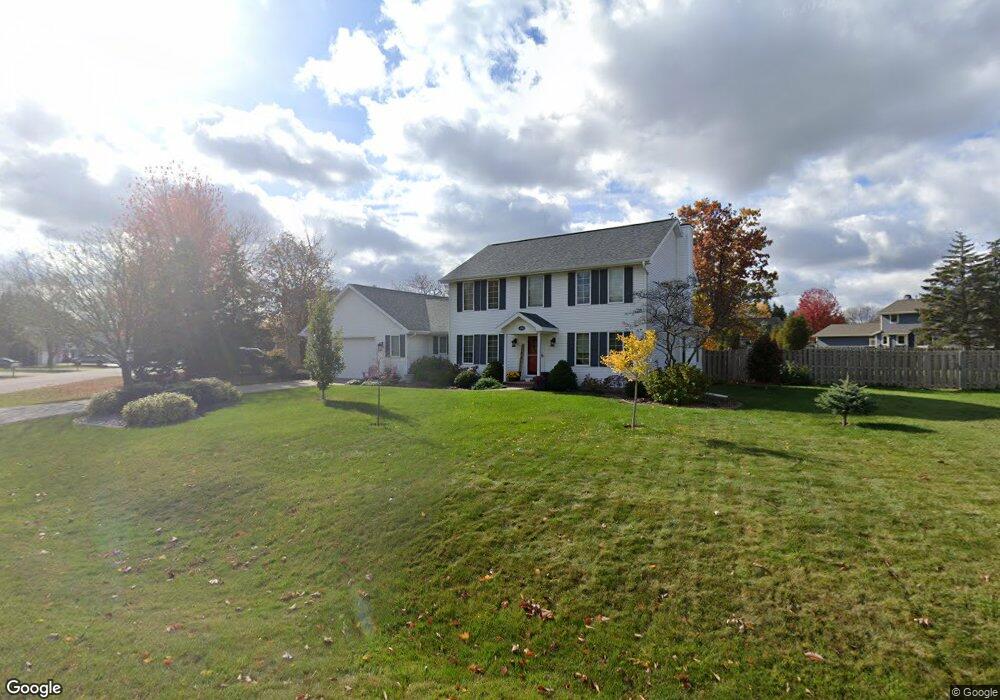 W2812 Schmalz Cir, Appleton, WI 54915 - photo 1