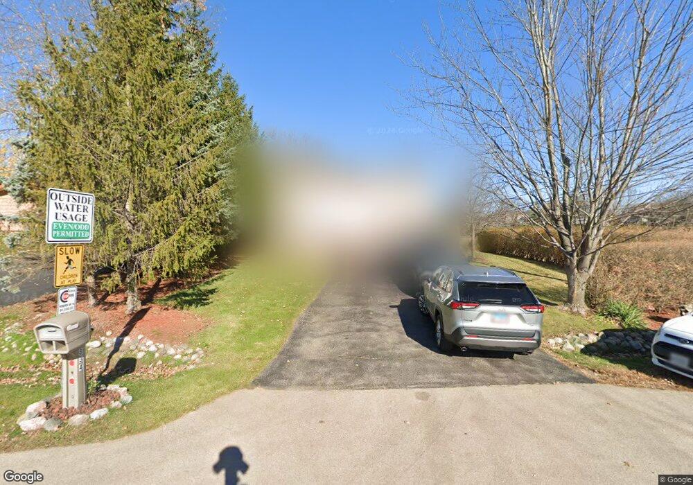 834 Shawnee Trail, Lake In the Hills, IL 60156 - photo 1