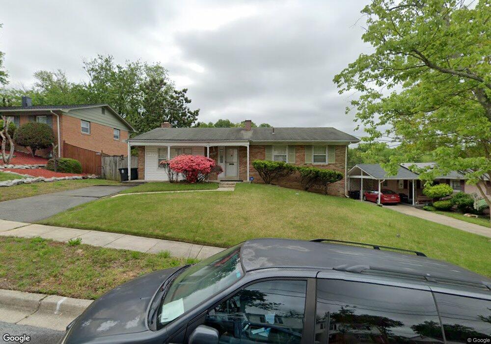 1909 Colebrooke Dr, Temple Hills, MD 20748 - photo 1