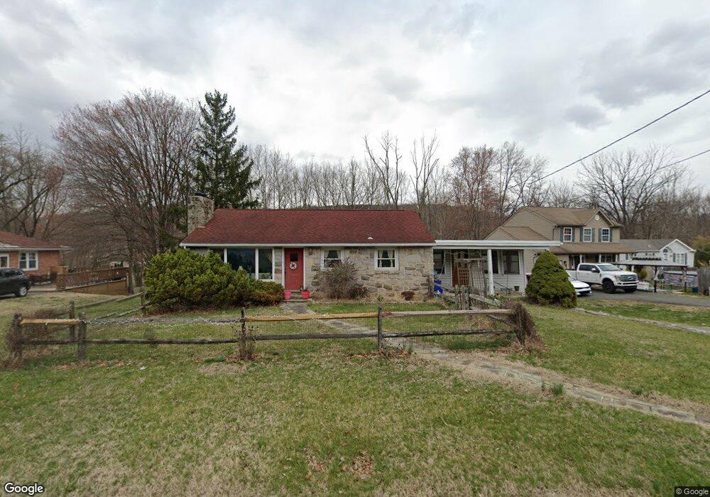 1039 Butter Ln, Reading, PA 19606 - photo 1