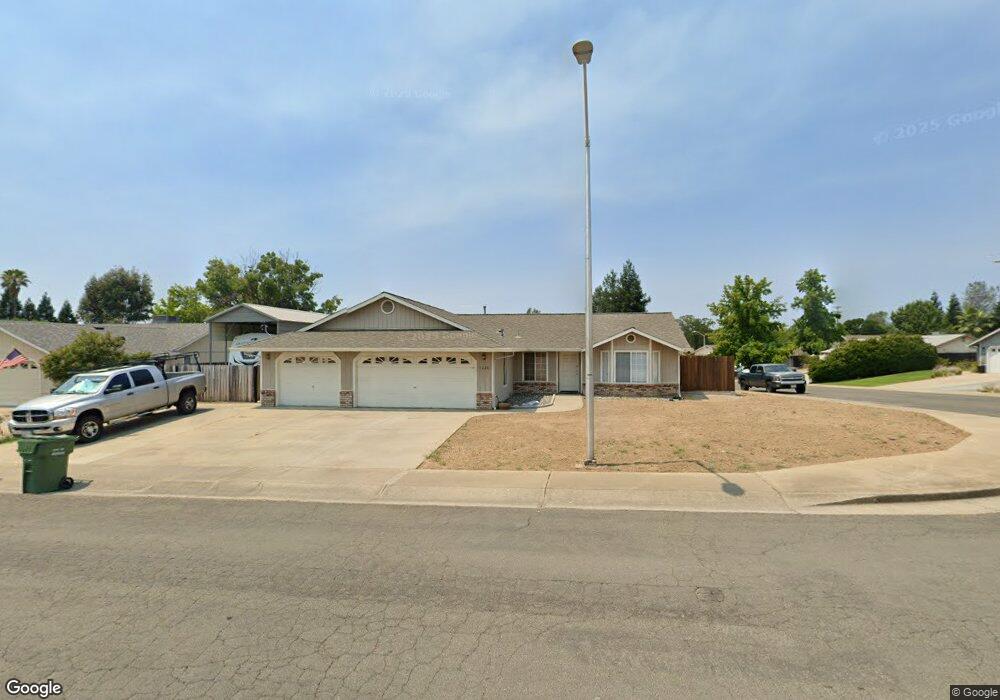 1428 Rose Tree Ln, Redding, CA 96003 - photo 1