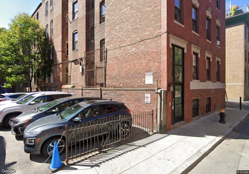 24 Charter St unit D, Boston, MA 02113 - photo 1