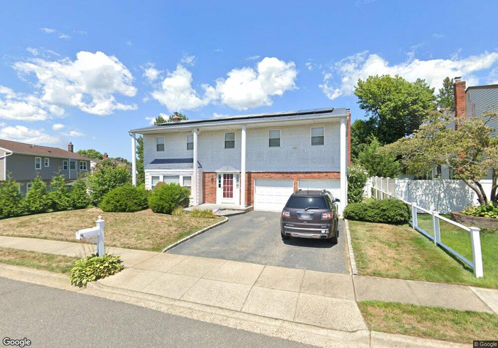 3 Ruth Place, Plainview, NY 11803 - photo 1