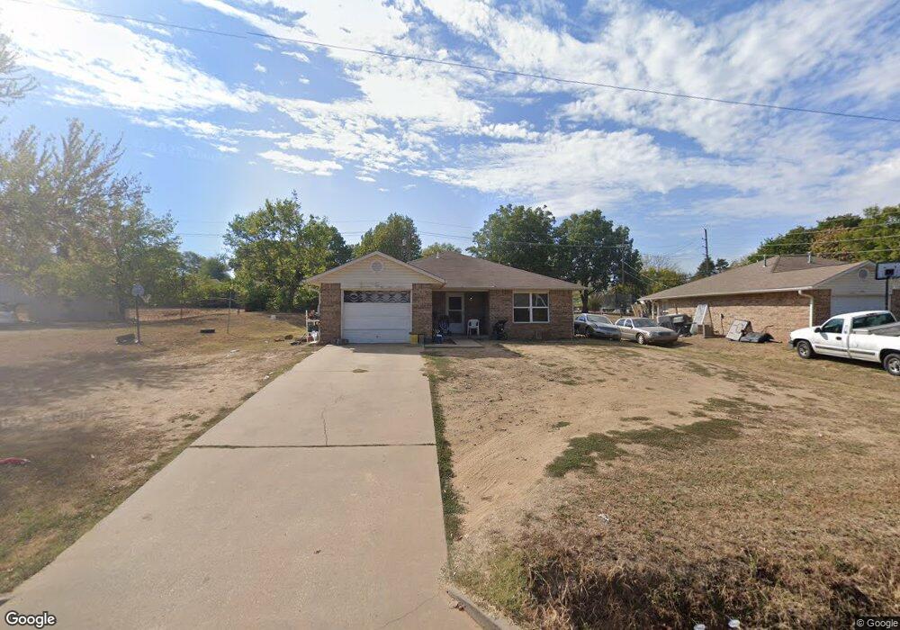 709 Warren Rd, Henryetta, OK 74437 - photo 1