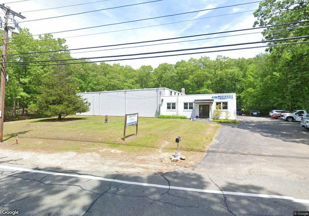 347 Farnum Pike, Smithfield, RI 02917 - photo 1