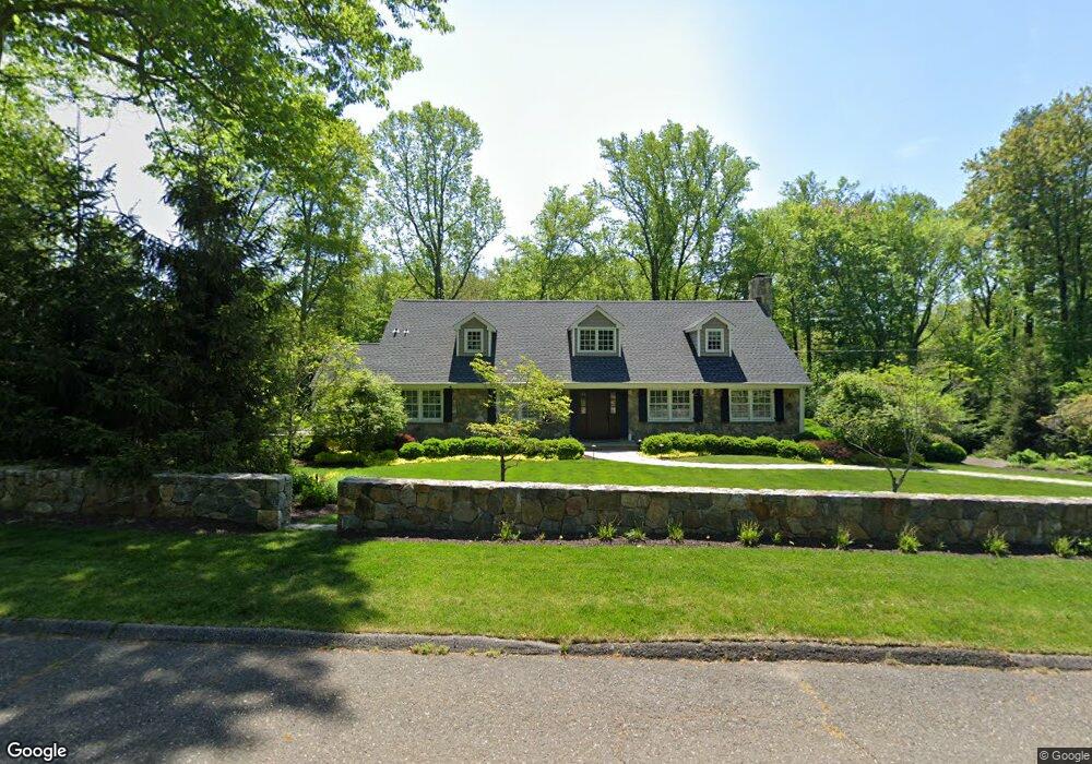 28 Redcoat Ln, Trumbull, CT 06611 - photo 1