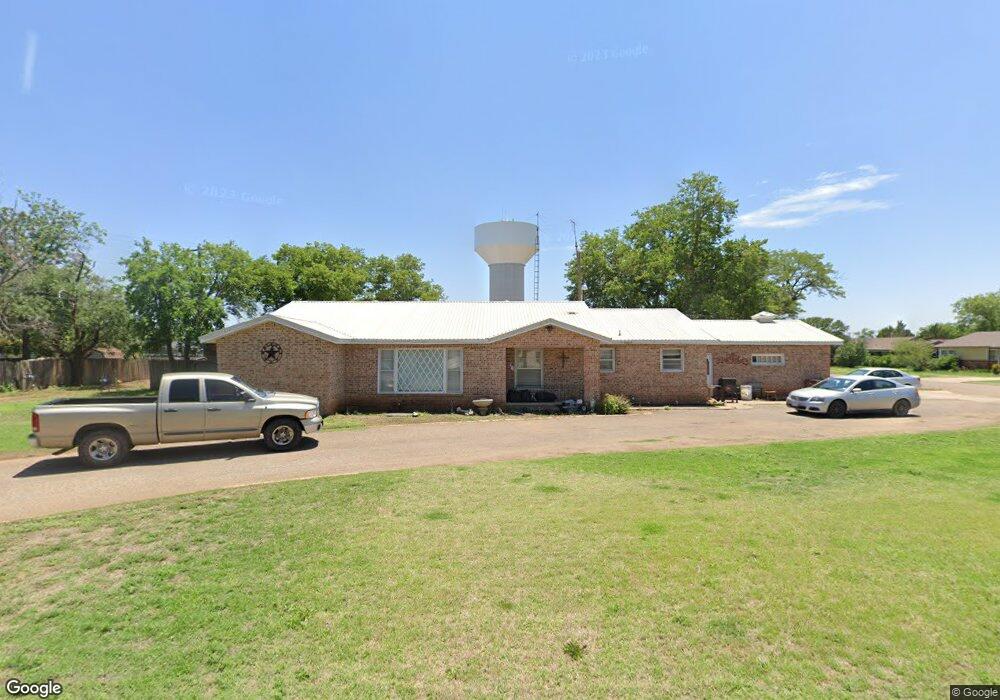 2009 W 13th St, Plainview, TX 79072 - photo 1