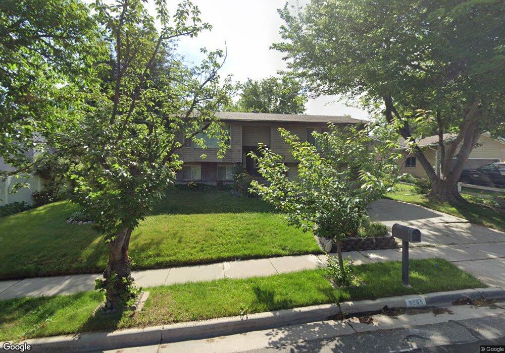 8205 S Grambling Way, Sandy, UT 84094 - photo 1