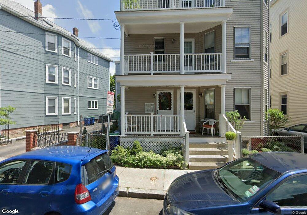 84 Oak St unit 2, Somerville, MA 02143 - photo 1