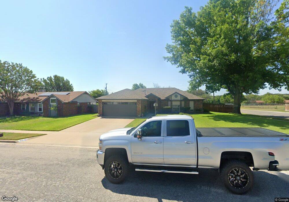 402 E Hogan Dr, Copperas Cove, TX 76522 - photo 1