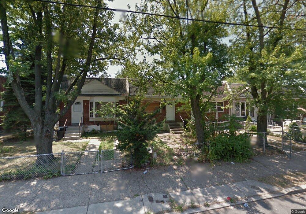 1225 Macarthur Dr, Camden, NJ 08104 - photo 1
