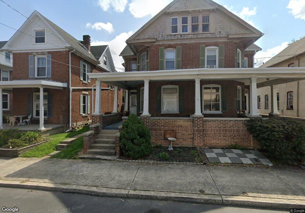 217 S Potomac St, Waynesboro, PA 17268 - photo 1