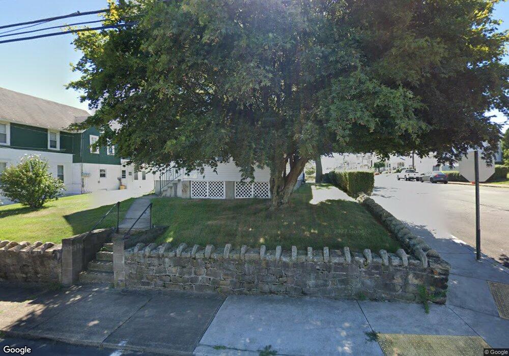 523 Union St, Taylor, PA 18517 - photo 1