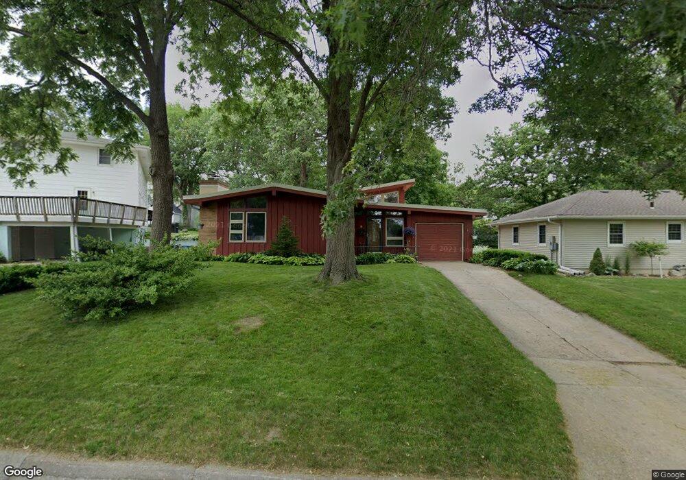2008 Oak Ave, Cedar Falls, IA 50613 - photo 1