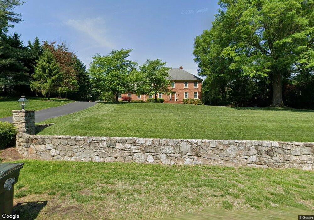 1116 Rector Ln, McLean, VA 22102 - photo 1