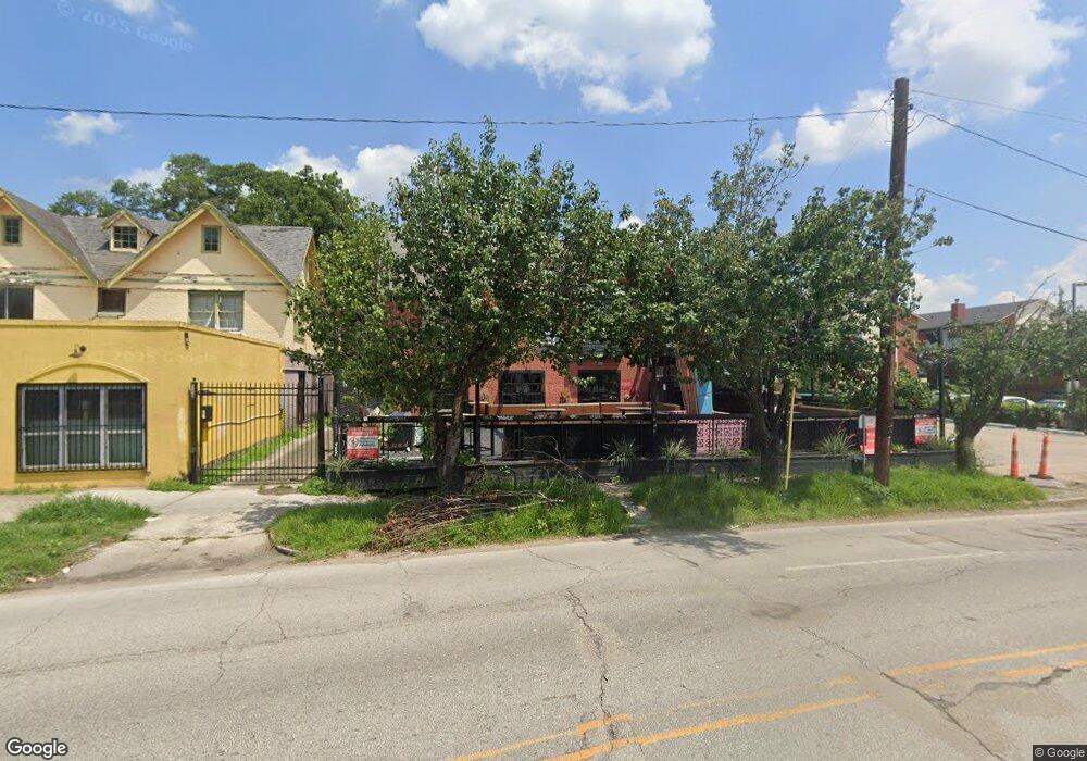 1318 Westheimer Rd, Houston, TX 77006 - photo 1