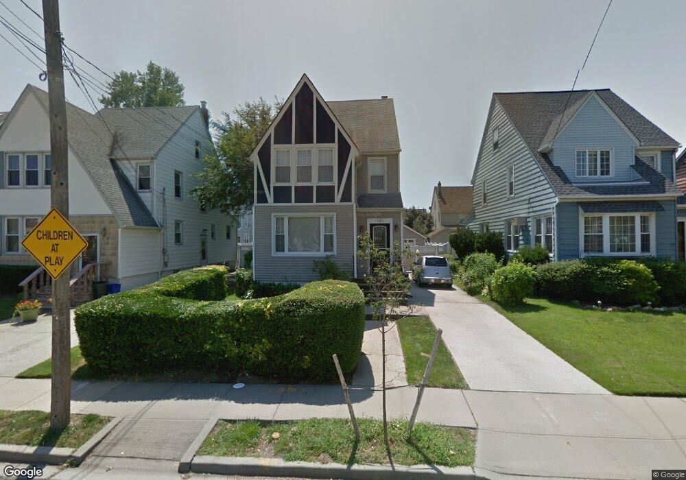 120 Locust St, Valley Stream, NY 11581 - photo 1