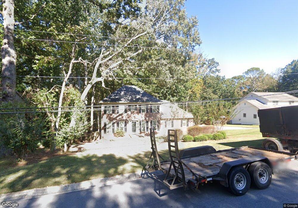 1675 Maple Ridge Dr, Suwanee, GA 30024 - photo 1