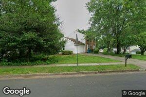 9370 Tartan View Dr, Fairfax, VA 22032