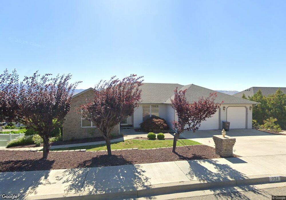 934 Briarwood Dr, East Wenatchee, WA 98802 - photo 1