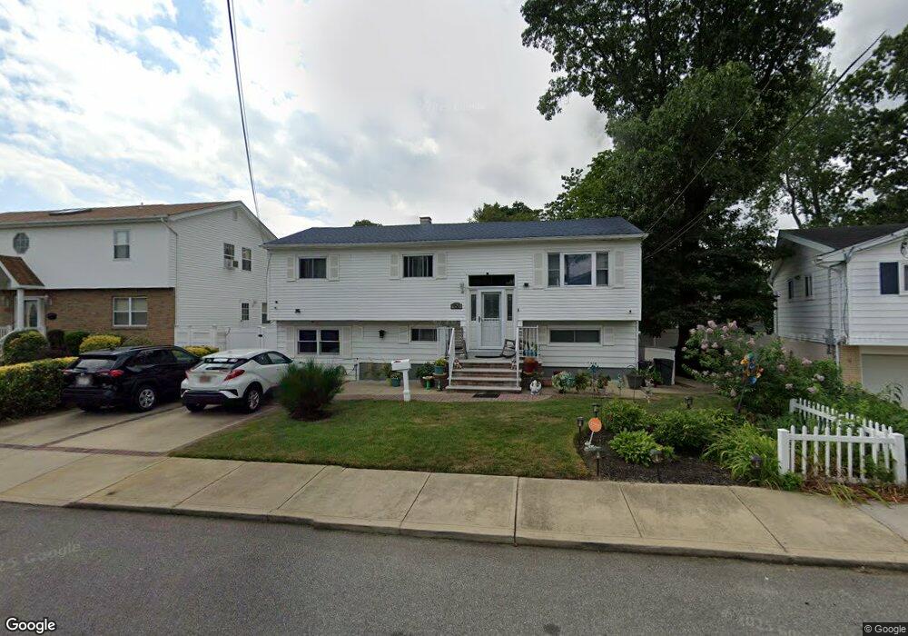 950 Derrick Adkins Ln, West Hempstead, NY 11552 - photo 1