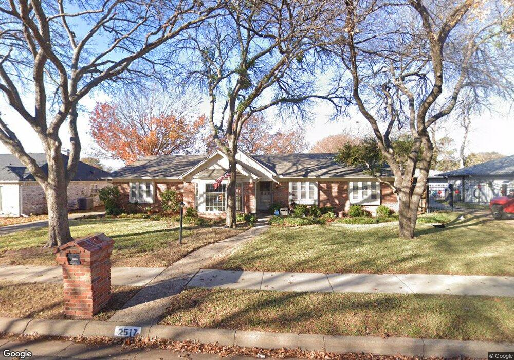 2517 Lakeview Dr, Bedford, TX 76021 - photo 1