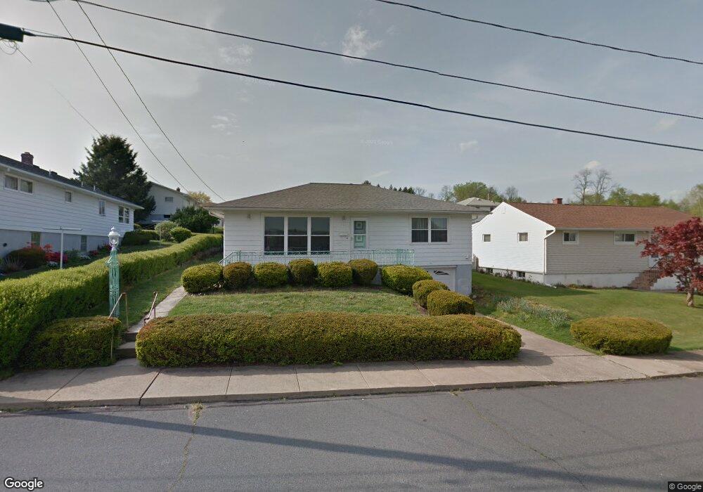 301 Schrader St, Taylor, PA 18517 - photo 1