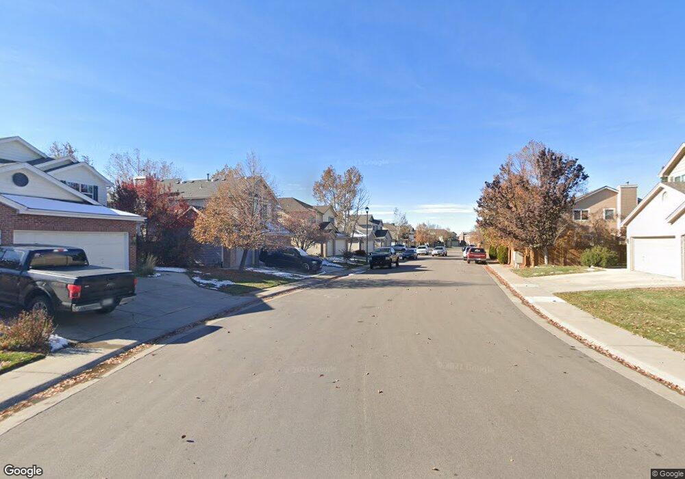 5069 R S Olathe Cir, Aurora, CO 80015 - photo 1