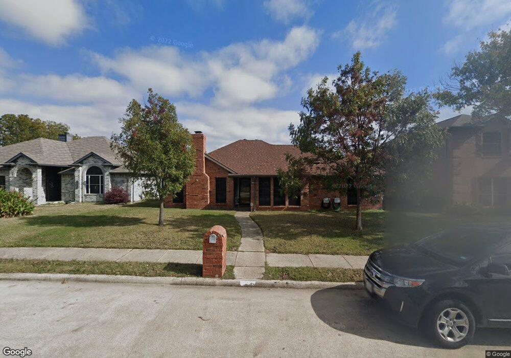 422 N Winding Oaks Dr, Wylie, TX 75098 - photo 1