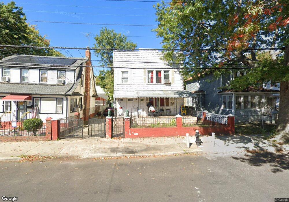 17205 111th Ave, Jamaica, NY 11433 - photo 1