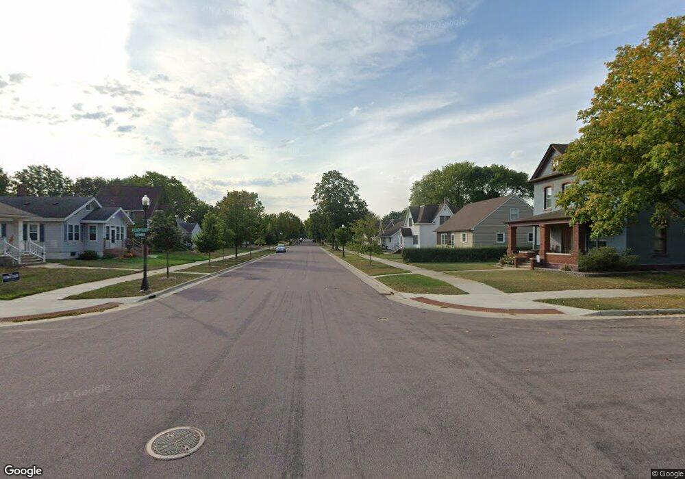 910 6th St N, New Ulm, MN 56073 - photo 1