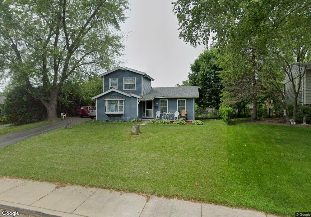 134 Pueblo Rd, Carpentersville, IL 60110 - photo 1