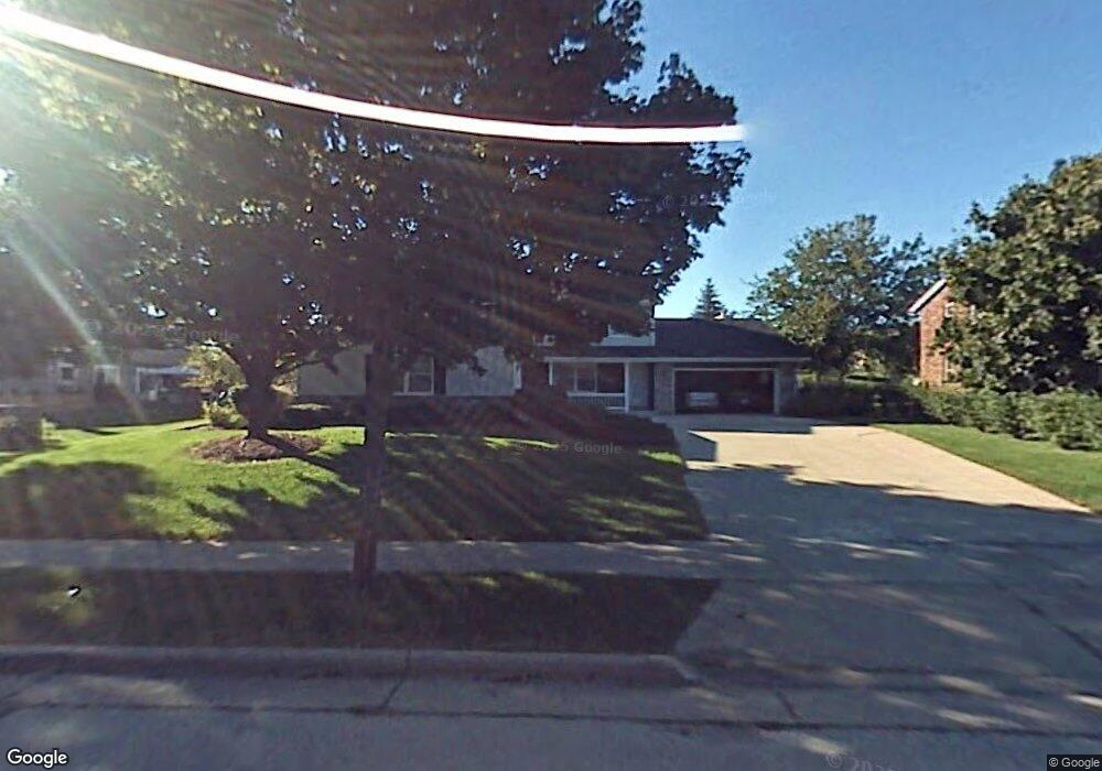 1708 Butler Dr, Waukesha, WI 53186 - photo 1