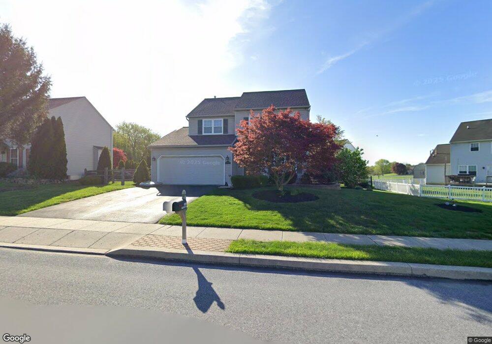 1140 Maple St, Honey Brook, PA 19344 - photo 1