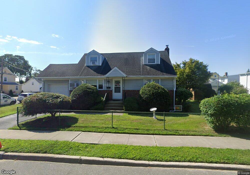 5 Luonga Ln, Glen Cove, NY 11542 - photo 1