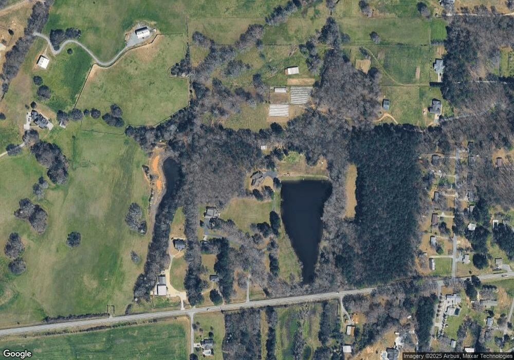 4530 Red Bud Rd NE, Calhoun, GA 30701 - photo 1