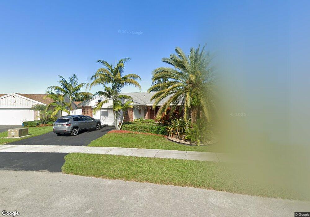 14711 Kirsten Ct, Davie, FL 33325 - photo 1