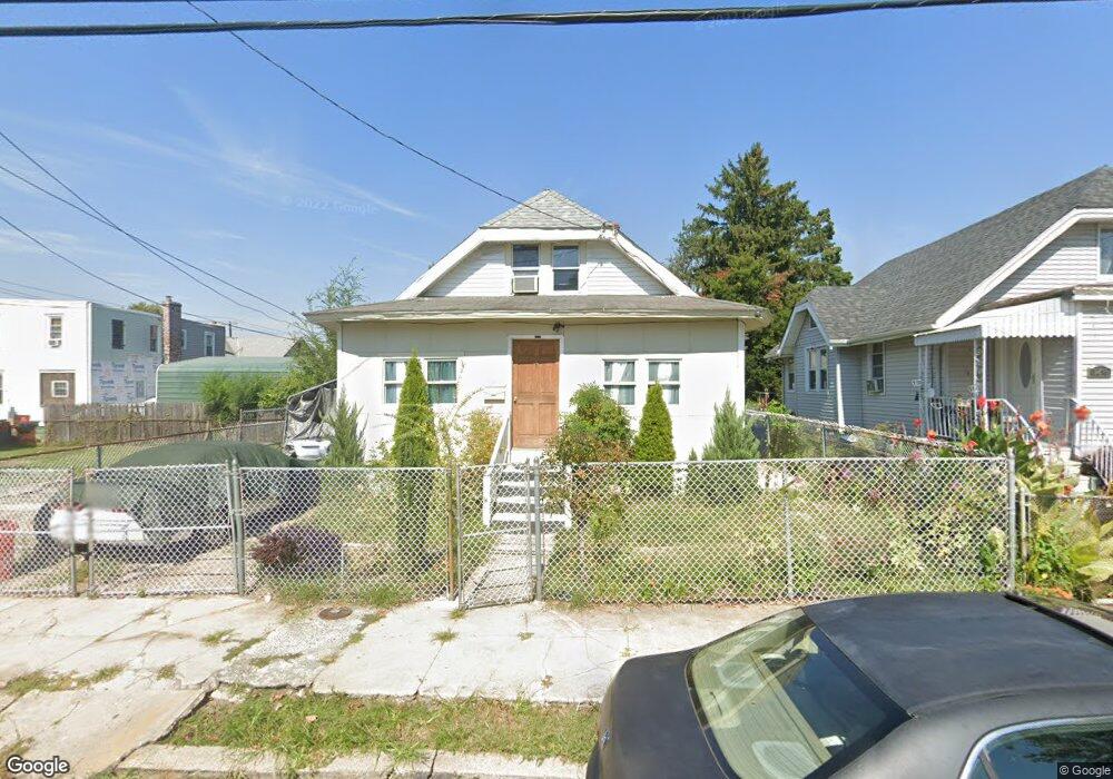 3261 Pleasant St, Camden, NJ 08105 - photo 1