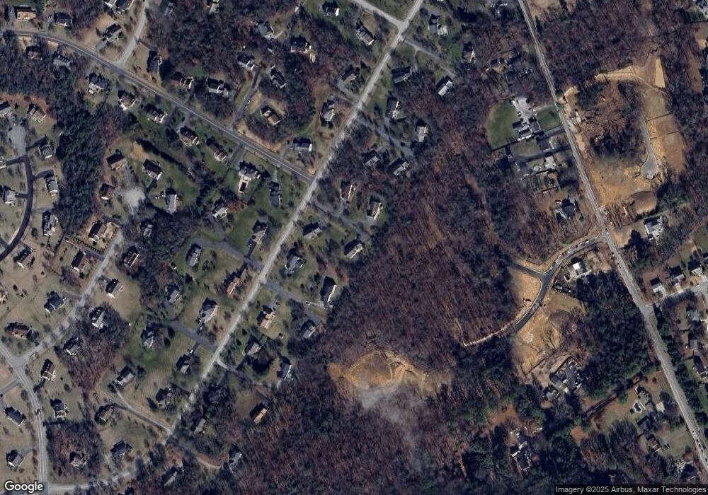 7631 Lake Glen Dr, Glenn Dale, MD 20769 - photo 1