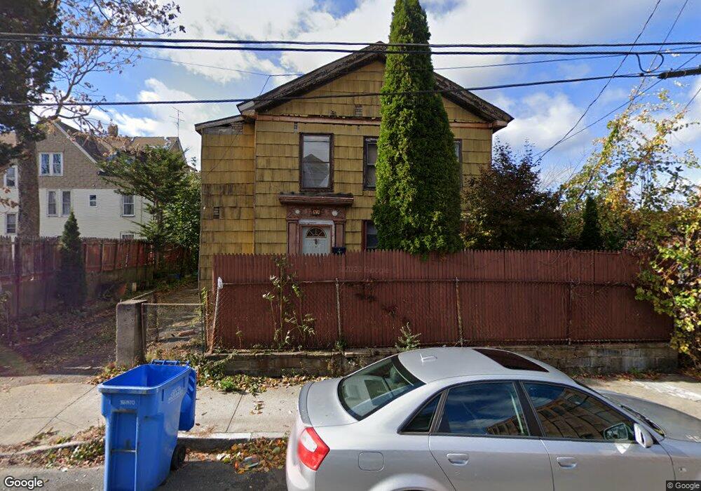 41 Maple St, Waterbury, CT 06702 - photo 1