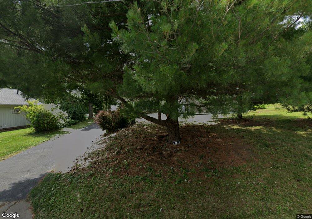 21 E Bell Ave, Des Moines, IA 50315 - photo 1